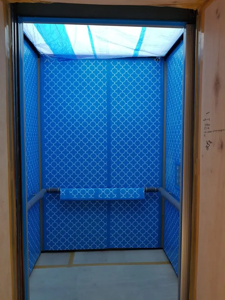 Lift Protection Pads: Protecting a Shared Asset During a Move